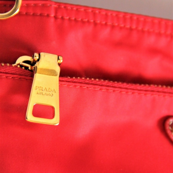 Prada Vela Small Nylon, with Calf Leather Bag - Picture 2 of 8